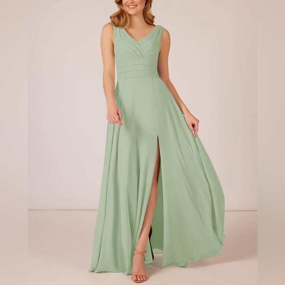 NWT. Azazie Bianca Dress - Picture 3 of 8